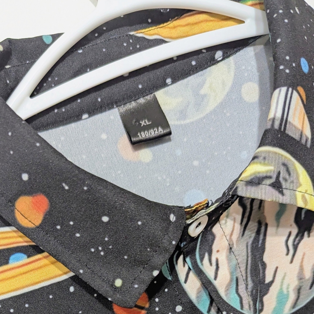 Source Unknown Black Planetary Print Men's Shirt - Picture 2 of 5